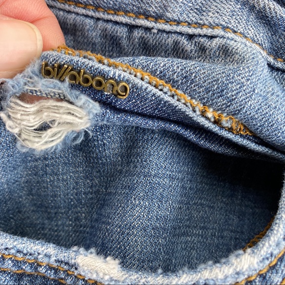 Billabong Distressed Boyfriend Jeans - Picture 4 of 8